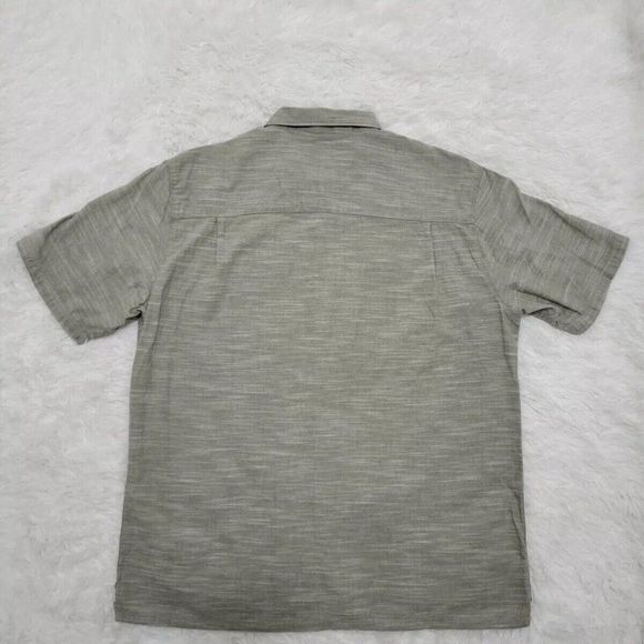 Woolrich Men's Gray Button Up Shirt Large LG, Front Pockets Short Sleeve Casual - Picture 2 of 10